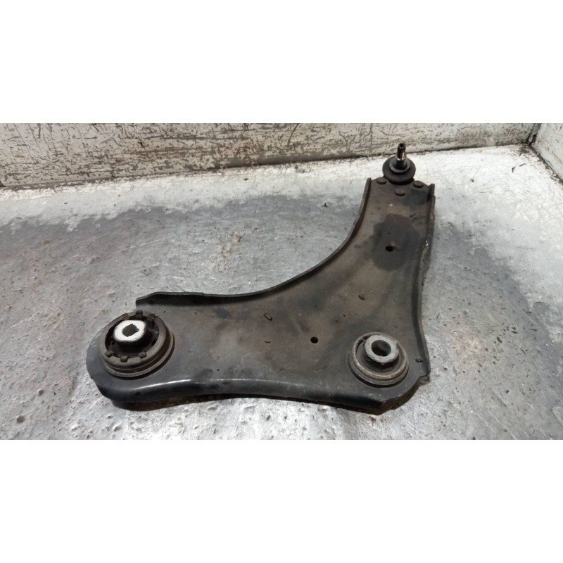 Recambio de brazo suspension inferior delantero izquierdo para renault scenic iii dynamique referencia OEM IAM 545016838R  