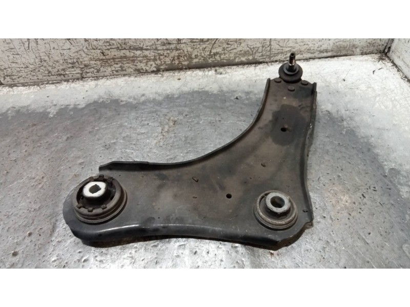 Recambio de brazo suspension inferior delantero izquierdo para renault scenic iii dynamique referencia OEM IAM 545016838R  