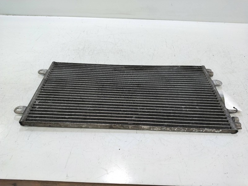 Recambio de condensador / radiador aire acondicionado para fiat punto berlina (188) 1.2 cat referencia OEM IAM 869290C  