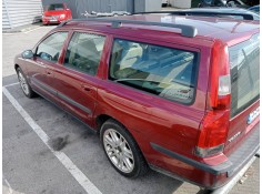 volvo v70 familiar del año 2004 2