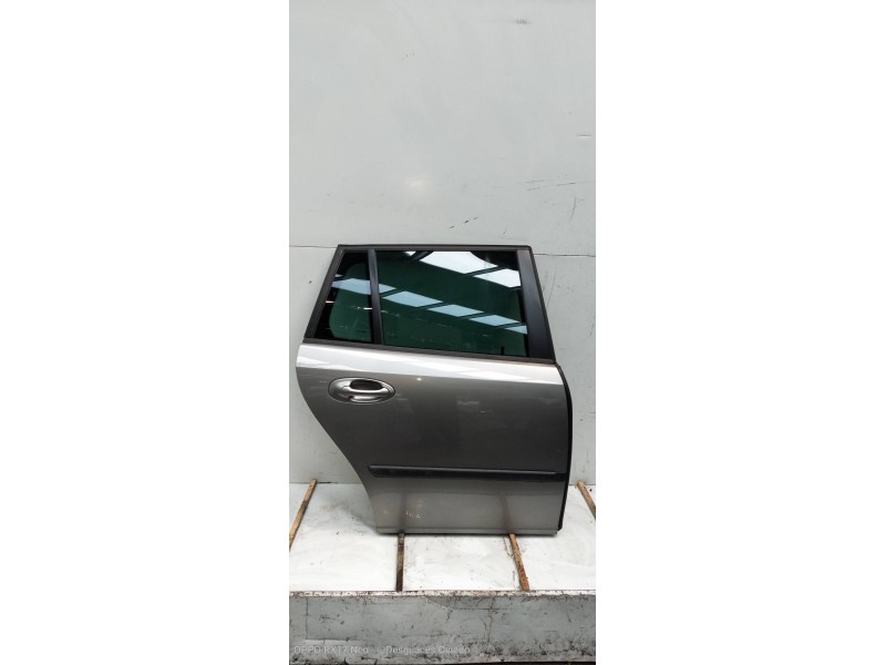 Recambio de puerta trasera derecha para saab 9-3 sport hatch 1.9 tid linear sport referencia OEM IAM   