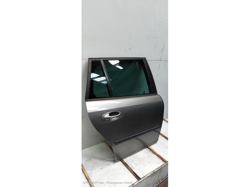 Recambio de puerta trasera derecha para saab 9-3 sport hatch 1.9 tid linear sport referencia OEM IAM   