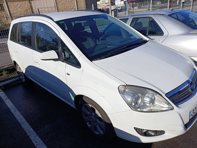opel zafira b del año 2008