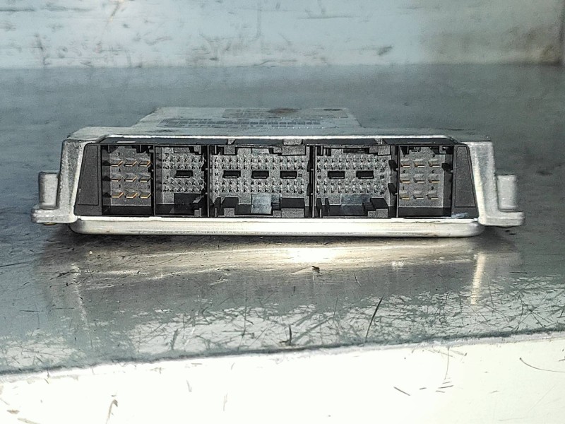 Recambio de centralita motor uce para bmw serie 3 berlina (e46) 316i referencia OEM IAM 0261209005 DME7519592 