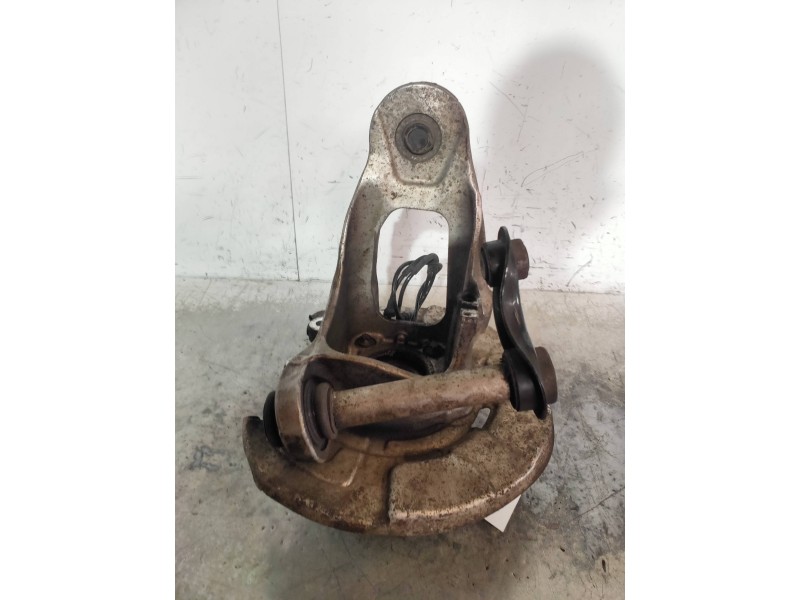 Recambio de mangueta trasera izquierda para bmw x6 (e71) xdrive40d referencia OEM IAM   