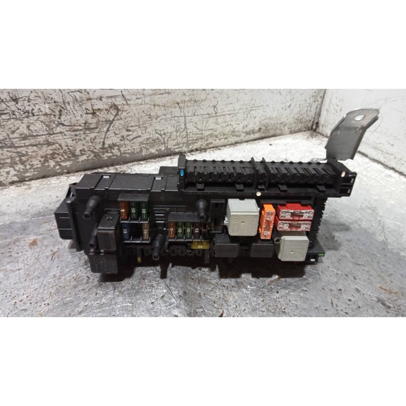 Recambio de caja reles / fusibles para mercedes clase c (w204) familiar c 200 t cdi blueefficiency (204.201) referencia OEM IAM 