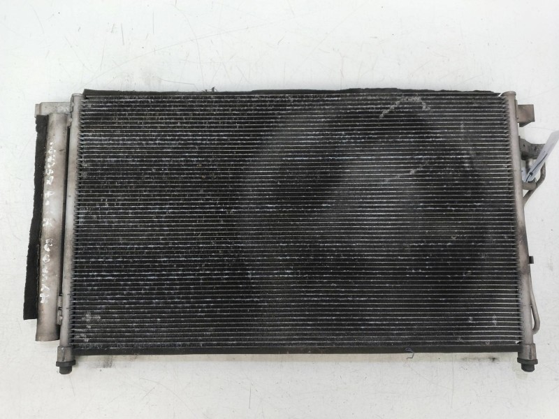 Recambio de condensador / radiador aire acondicionado para hyundai h1 2.5 crdi cat referencia OEM IAM   