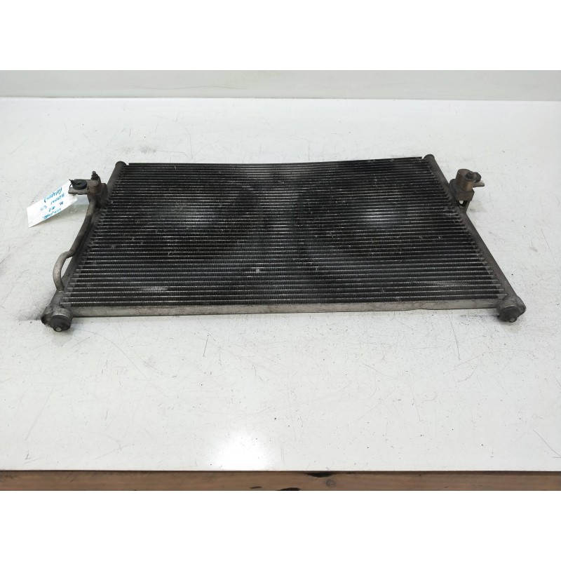 Recambio de condensador / radiador aire acondicionado para hyundai h 1 h 1 furg.caja cerr.c. puerta referencia OEM IAM 976064A25