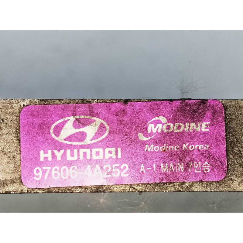 Recambio de condensador / radiador aire acondicionado para hyundai h 1 h 1 furg.caja cerr.c. puerta referencia OEM IAM 976064A25