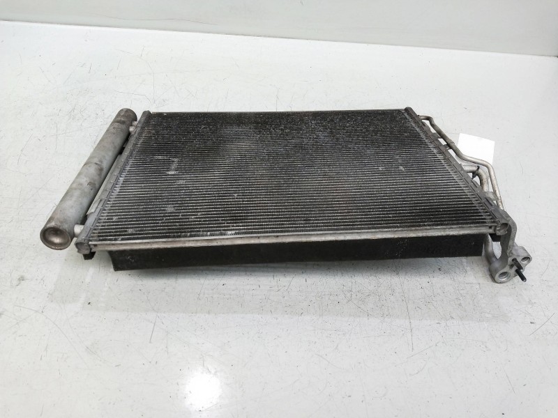 Recambio de condensador / radiador aire acondicionado para hyundai i30cw 1.6 crdi cat referencia OEM IAM   