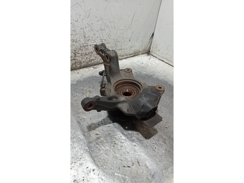 Recambio de mangueta delantera izquierda para renault scenic iii dynamique referencia OEM IAM   