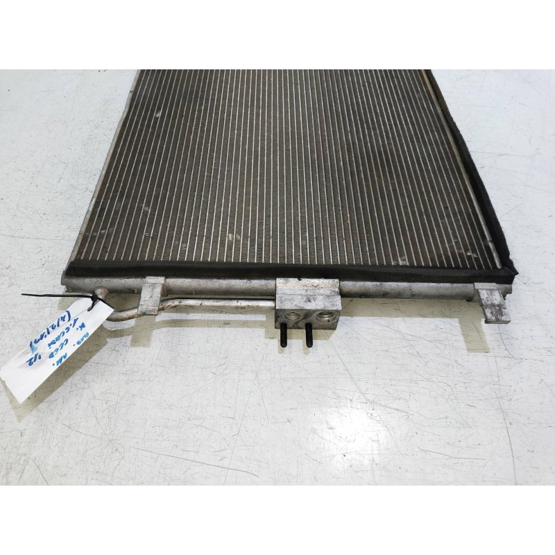 Recambio de condensador / radiador aire acondicionado para kia cee´d 1.6 crdi cat referencia OEM IAM   