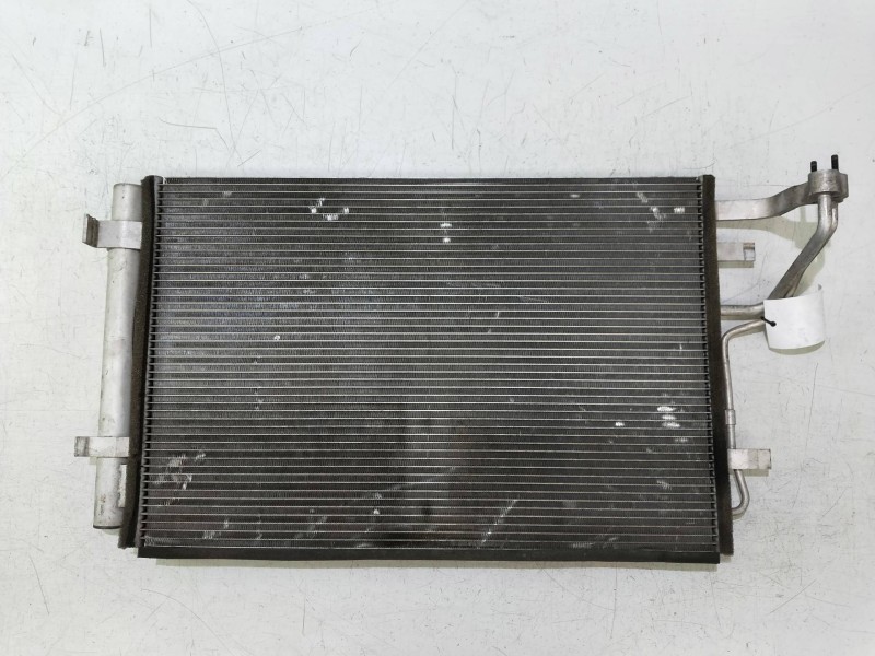 Recambio de condensador / radiador aire acondicionado para kia cee´d 2.0 crdi referencia OEM IAM    Recambio de condensador / radiador aire acondicionado para kia cee´d 2.0 crdi referencia OEM IAM
