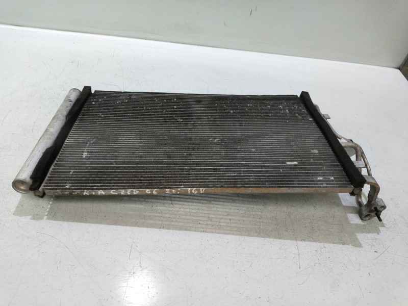 Recambio de condensador / radiador aire acondicionado para kia cee´d 2.0 crdi referencia OEM IAM    Recambio de condensador / radiador aire acondicionado para kia cee´d 2.0 crdi referencia OEM IAM