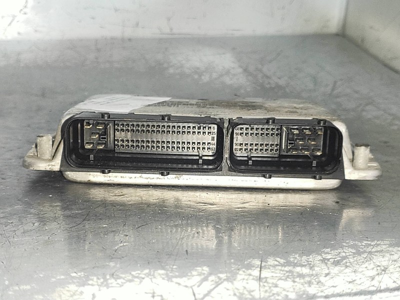 Recambio de centralita motor uce para audi a3 (8l) 1.9 tdi ambiente referencia OEM IAM 0281010123 038906012BB 
