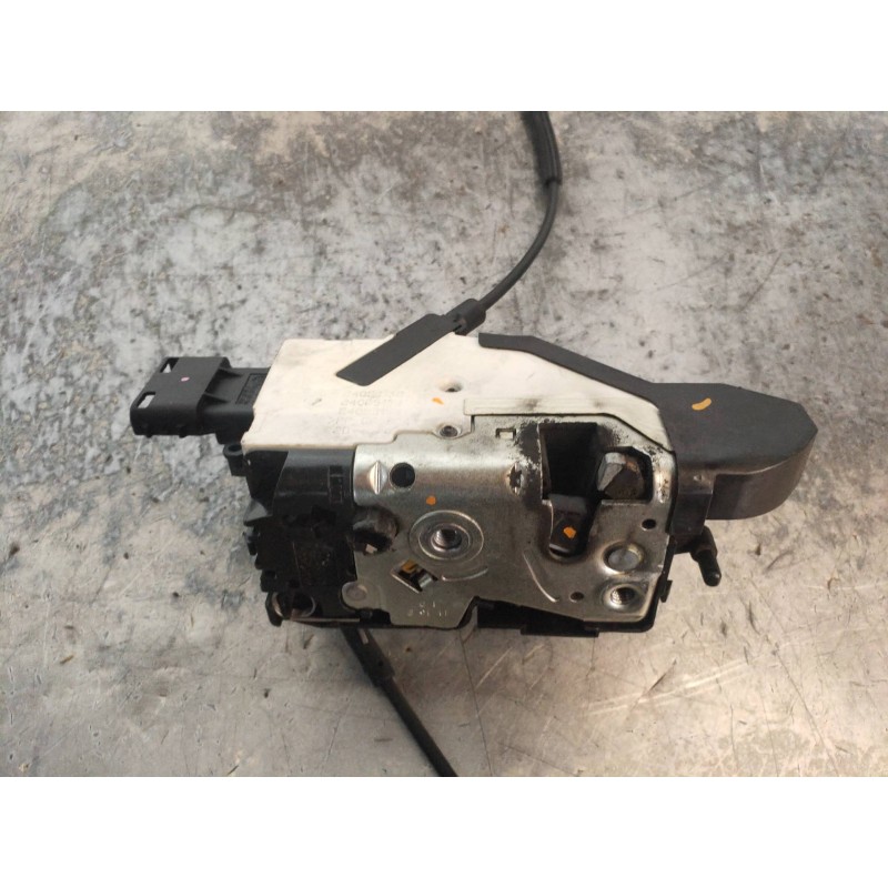 Recambio de motor cierre centralizado delantero derecho para citroen c3 picasso live edition referencia OEM IAM 9681725380 96817