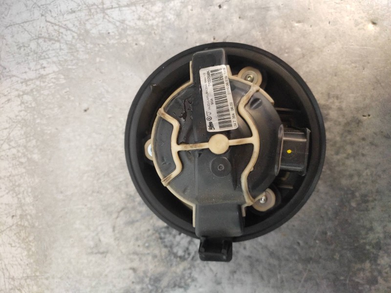 Recambio de motor calefaccion para citroen c3 picasso live edition referencia OEM IAM T1000538K  