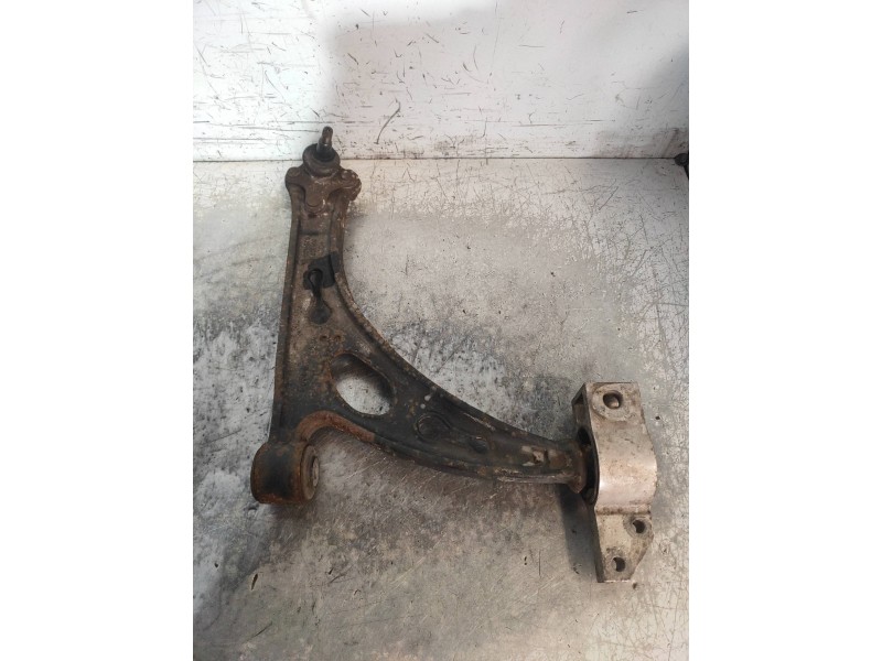 Recambio de brazo suspension inferior delantero derecho para volkswagen touran (1t2) advance referencia OEM IAM 1K0407153G  