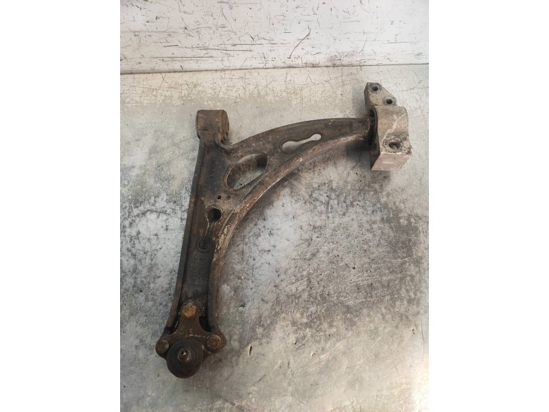 Recambio de brazo suspension inferior delantero izquierdo para volkswagen touran (1t2) advance referencia OEM IAM 1K0407153G  