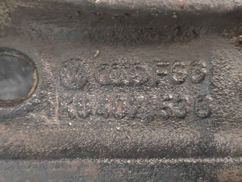 Recambio de brazo suspension inferior delantero izquierdo para volkswagen touran (1t2) advance referencia OEM IAM 1K0407153G  