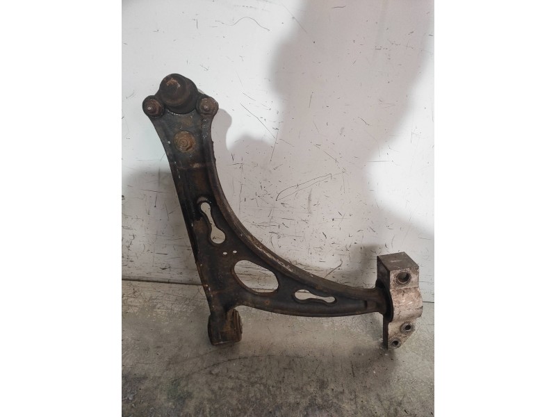 Recambio de brazo suspension inferior delantero izquierdo para volkswagen touran (1t2) advance referencia OEM IAM 1K0407153G  