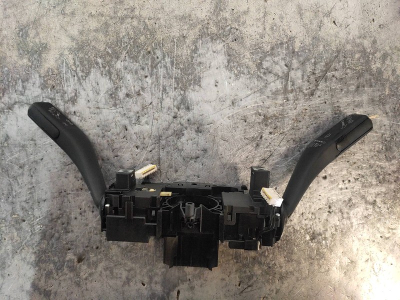 Recambio de mando luces para volkswagen caddy ka/kb (2c) kombi referencia OEM IAM 5K0953507AR 5K0963513K 