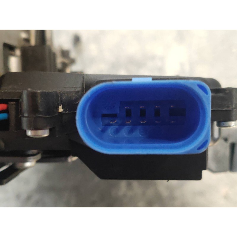 Recambio de motor cierre centralizado delantero derecho para volkswagen caddy ka/kb (2c) kombi referencia OEM IAM 3D1837016AQ 16