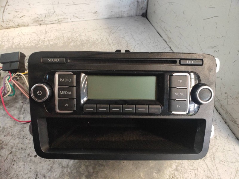 Recambio de sistema audio / radio cd para volkswagen caddy ka/kb (2c) kombi referencia OEM IAM 5K0035156 RCD210MP3 
