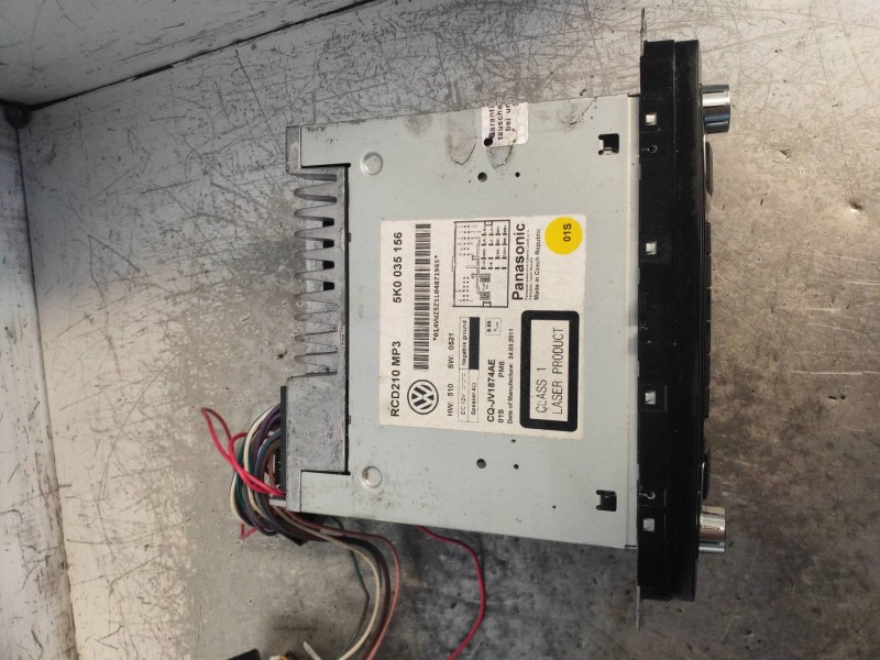 Recambio de sistema audio / radio cd para volkswagen caddy ka/kb (2c) kombi referencia OEM IAM 5K0035156 RCD210MP3 