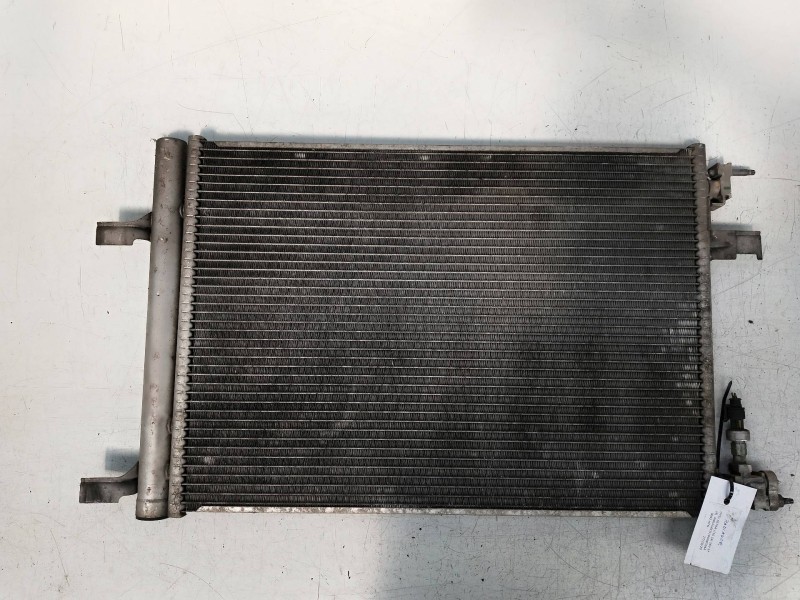 Recambio de condensador / radiador aire acondicionado para opel astra j lim. cosmo referencia OEM IAM 13267648  