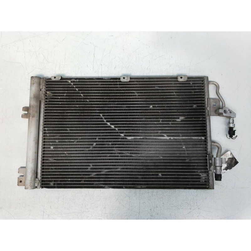 Recambio de condensador / radiador aire acondicionado para opel astra h berlina 1.6 16v referencia OEM IAM 23214140909  