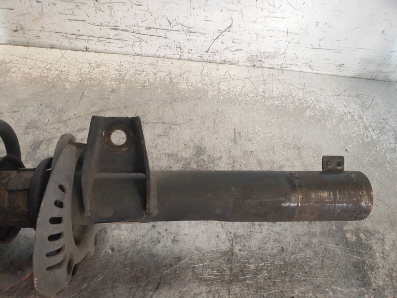 Recambio de amortiguador delantero derecho para volkswagen caddy ka/kb (2c) kombi referencia OEM IAM 1K0413031BA 2K5412021E 