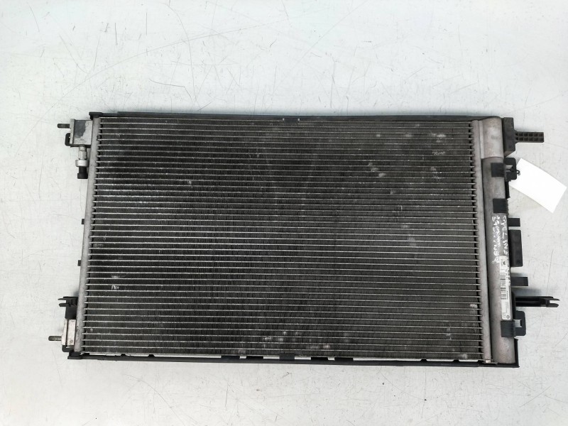 Recambio de condensador / radiador aire acondicionado para opel insignia berlina 2.0 16v cdti referencia OEM IAM 13330217  