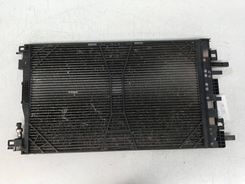 Recambio de condensador / radiador aire acondicionado para opel insignia berlina 2.0 16v cdti referencia OEM IAM 13330217  