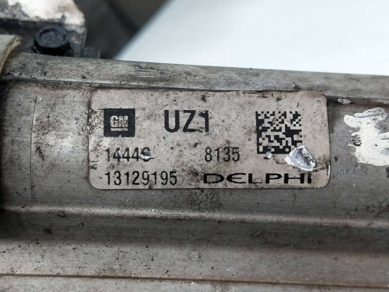 Recambio de condensador / radiador aire acondicionado para opel zafira b enjoy referencia OEM IAM 13129195  