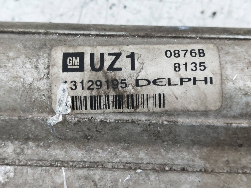 Recambio de condensador / radiador aire acondicionado para opel zafira b 1.9 cdti referencia OEM IAM 13129195  