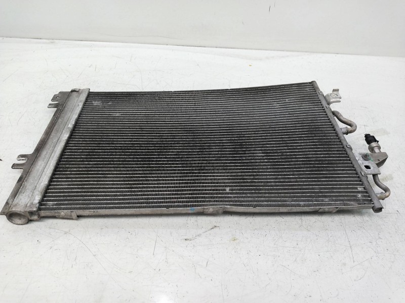 Recambio de condensador / radiador aire acondicionado para opel zafira b 1.8 16v referencia OEM IAM 13129192  