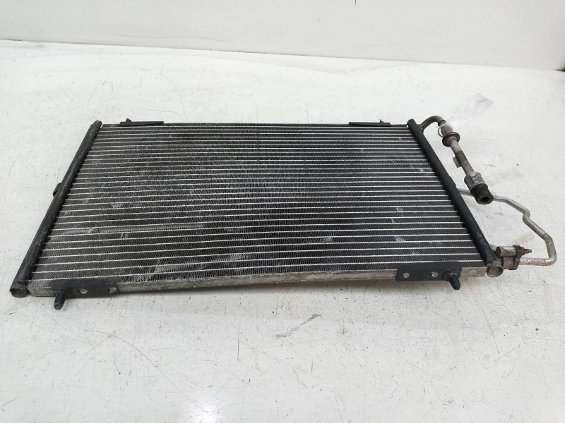 Recambio de condensador / radiador aire acondicionado para peugeot 206 berlina referencia OEM IAM 8642887  