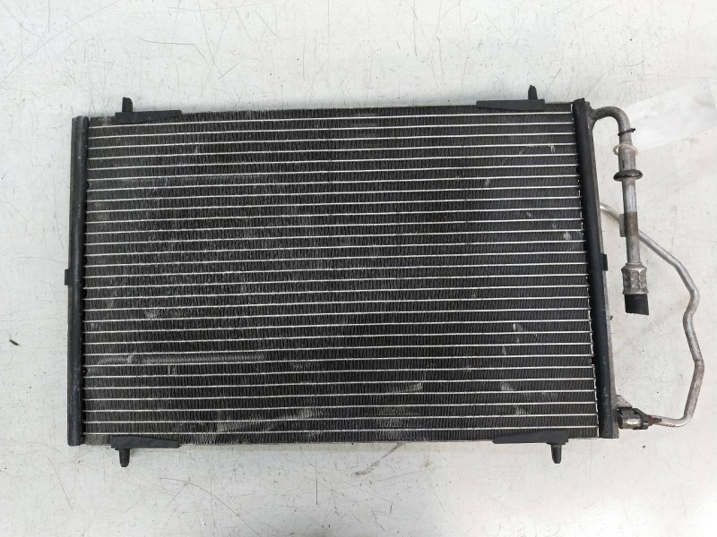 Recambio de condensador / radiador aire acondicionado para peugeot 206 berlina referencia OEM IAM 8642887  
