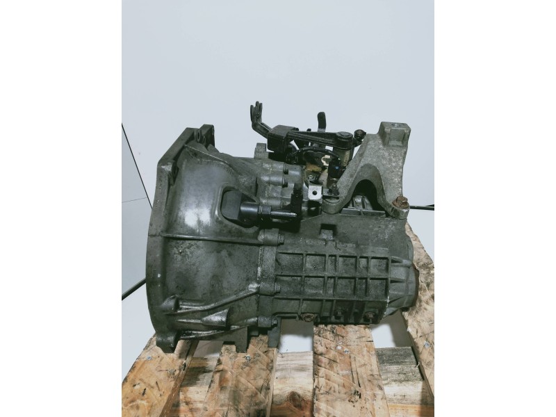 Recambio de caja cambios para volvo v50 familiar 1.6 d kinetic referencia OEM IAM 3M5R7002YG T1GF2 030106 002047