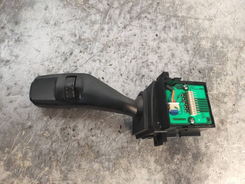 Recambio de mando limpia para ford mondeo ber. (ca2) titanium referencia OEM IAM 6G9T17A553AE  