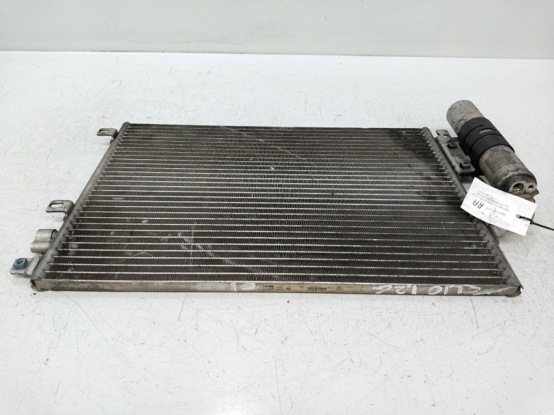 Recambio de condensador / radiador aire acondicionado para renault clio ii fase ii (b/cb0) 1.2 referencia OEM IAM 8200086193 869