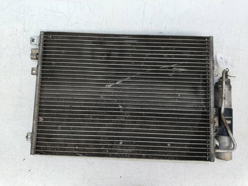 Recambio de condensador / radiador aire acondicionado para renault clio ii fase ii (b/cb0) 1.2 referencia OEM IAM 8200086193 869