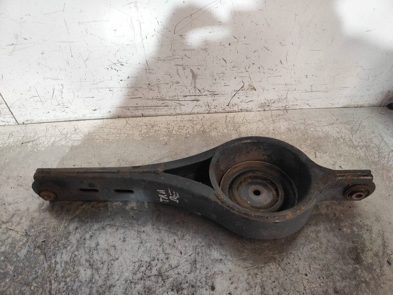 Recambio de brazo suspension inferior trasero derecho para ford mondeo ber. (ca2) titanium referencia OEM IAM   