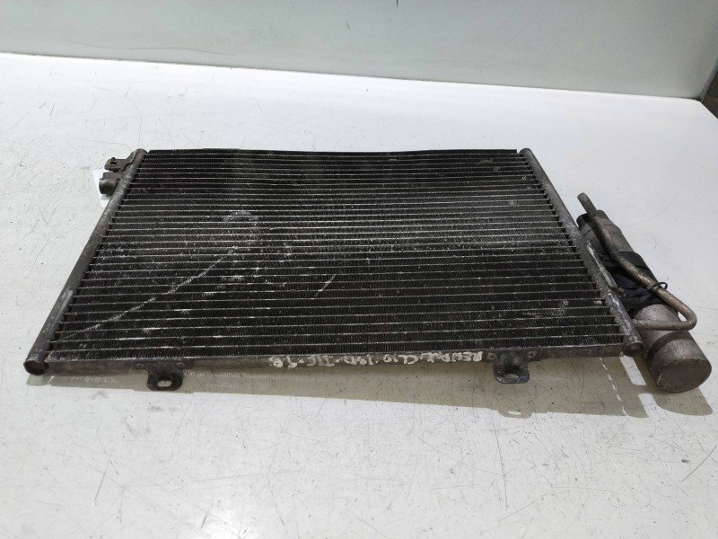 Recambio de condensador / radiador aire acondicionado para renault clio ii fase i (b/cbo) 1.9 diesel referencia OEM IAM 77004141 Recambio de condensador / radiador aire acondicionado para renault clio ii fase i (b/cbo) 1.9 diesel referencia OEM IAM 77004141