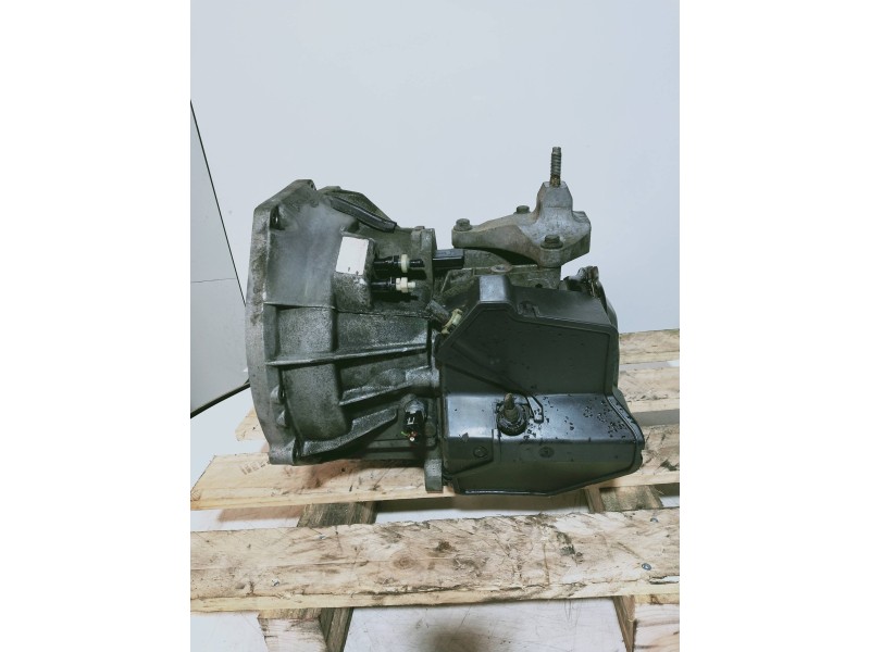 Recambio de caja cambios para mazda 2 berlina (dy) 1.4 crtd active referencia OEM IAM 2N1R7002EC  