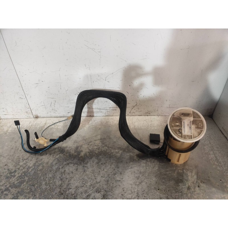Recambio de bomba combustible para mercedes clase c (w203) familiar c 320 t cdi (203.220) referencia OEM IAM 0580303031 A2034703