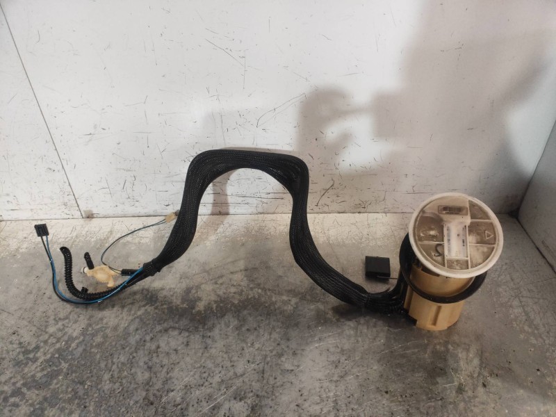 Recambio de bomba combustible para mercedes clase c (w203) familiar c 320 t cdi (203.220) referencia OEM IAM 0580303031 A2034703