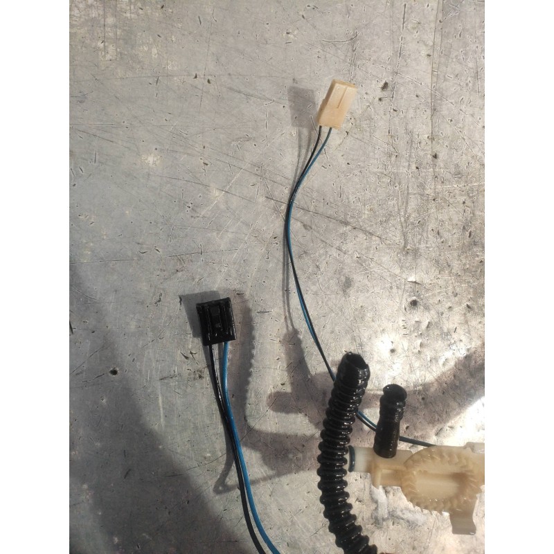 Recambio de bomba combustible para mercedes clase c (w203) familiar c 320 t cdi (203.220) referencia OEM IAM 0580303031 A2034703