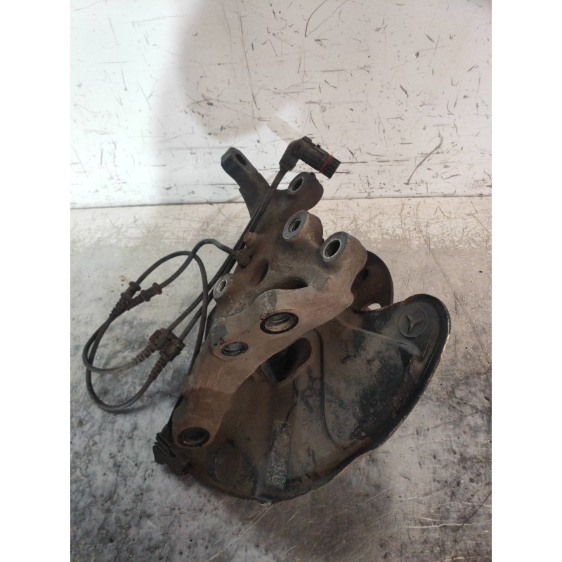 Recambio de mangueta delantera derecha para mercedes clase c (w203) familiar c 320 t cdi (203.220) referencia OEM IAM   